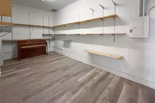 403 Broadway, Hannibal, MO 63401 - Photo 36