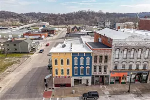 403 Broadway, Hannibal, MO 63401 - Photo 40