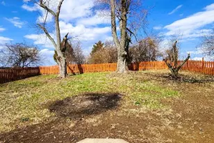 12829 Spanish Pond Rd, Saint Louis, MO 63138 - Photo 32