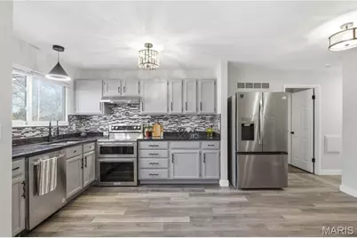 1 Hazelnut Court, Florissant, MO 63033 - Photo 14