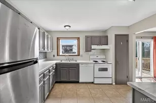 35 Deborah Dr, Saint Peters, MO 63376 - Photo 2