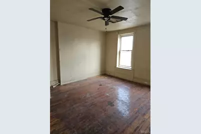 4501 Mary Avenue, Saint Louis, MO 63107 - Photo 4