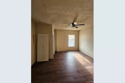 4501 Mary Avenue, Saint Louis, MO 63107 - Photo 10