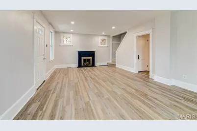 1042 Charleville Avenue, Rock Hill, MO 63119 - Photo 4