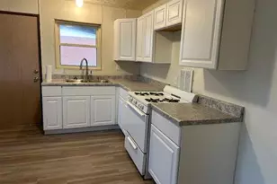 2340 Johnstown Dr, Florissant, MO 63033 - Photo 2