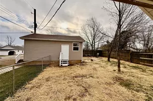 706 N Desloge Dr, Desloge, MO 63601 - Photo 6