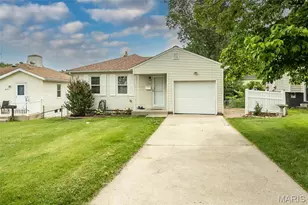 9305 Cloverhurst Dr, Affton, MO 63123 - Photo 2