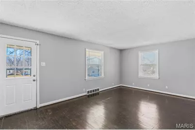 7471 Sharon Drive, Saint Louis, MO 63136 - Photo 6