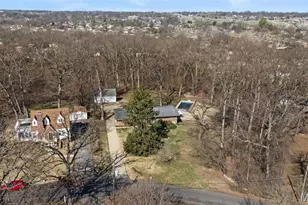 15 Oakwood Ln, Saint Louis, MO 63129 - Photo 48