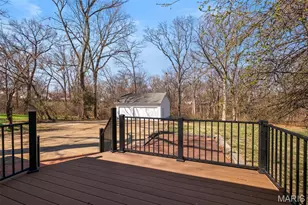 15 Oakwood Ln, Saint Louis, MO 63129 - Photo 34