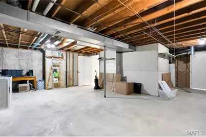 7009 Orchard Meadows Court, Saint Louis, MO 63129 - Photo 38