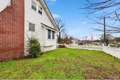 9726 Lackland Road, Overland, MO 63114 - Photo 26