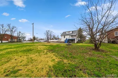 9726 Lackland Road, Overland, MO 63114 - Photo 32