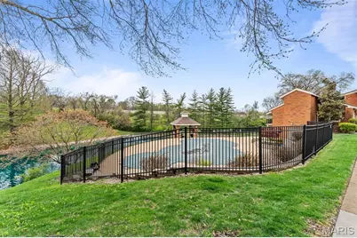 1943 Greenpoint Drive #301, Kirkwood, MO 63122 - Photo 18