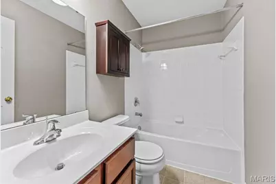 1943 Greenpoint Drive #301, Kirkwood, MO 63122 - Photo 6