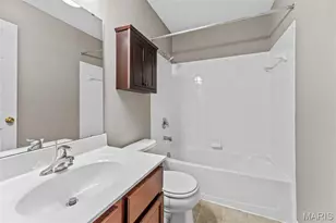 1943 Greenpoint Dr, Kirkwood, MO 63122 - Photo 6