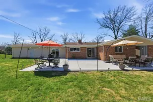 426 Brooktree Dr, Ballwin, MO 63011 - Photo 54