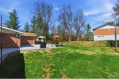 426 Brooktree Drive, Ballwin, MO 63011 - Photo 52