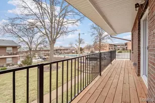 6905 Colonial Woods Dr, Saint Louis, MO 63129 - Photo 4