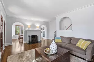 7407 Buckingham Dr, Clayton, MO 63105 - Photo 10