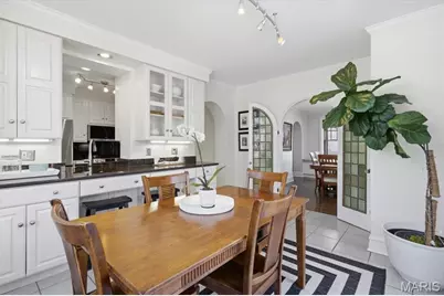 7407 Buckingham Drive, Clayton, MO 63105 - Photo 18