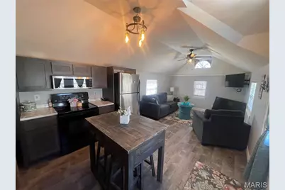 5984 Valley Drive, French Village, MO 63036 - Photo 10