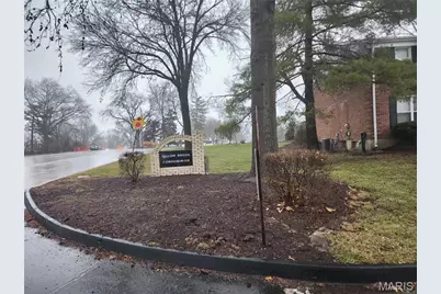 10446 Willowdale Drive, Saint Louis, MO 63146 - Photo 2