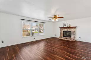 2005 Trio Dr, Wentzville, MO 63385 - Photo 10