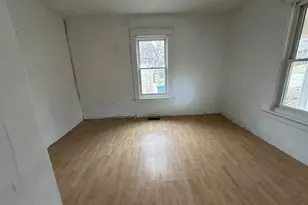 7716 Circle Dr, Saint Louis, MO 63121 - Photo 4