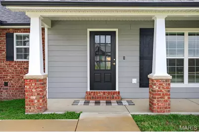 834 Lakeview Crossing, Cape Girardeau, MO 63701 - Photo 2