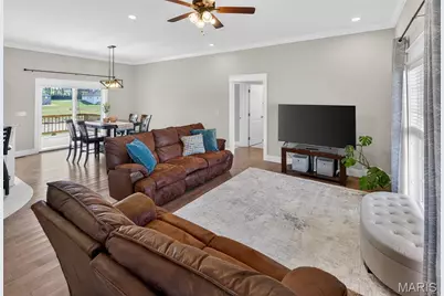 834 Lakeview Crossing, Cape Girardeau, MO 63701 - Photo 4