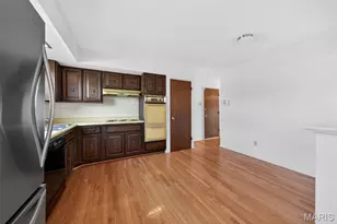 3937 Argonne Forest Dr, Florissant, MO 63034 - Photo 8