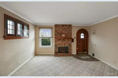 817 Karlsruhe Place, Lemay, MO 63125 - Photo 4