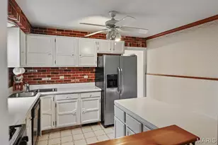 817 Karlsruhe Pl, Unincorporated, MO 63125 - Photo 12