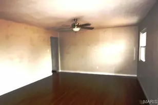 7749 Canisius Ln, Hazelwood, MO 63042 - Photo 4