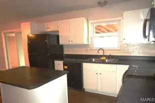 7749 Canisius Ln, Hazelwood, MO 63042 - Photo 6