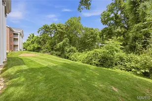 7611 Triwoods Dr, Shrewsbury, MO 63119 - Photo 24