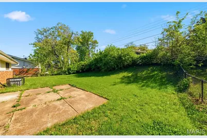 9828 Omega Drive, Saint Louis, MO 63136 - Photo 18