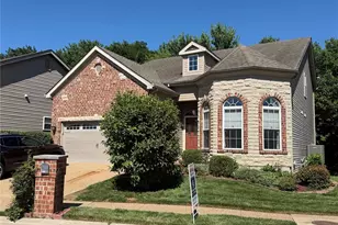139 Blue Water Dr, Saint Peters, MO 63366 - Photo 1
