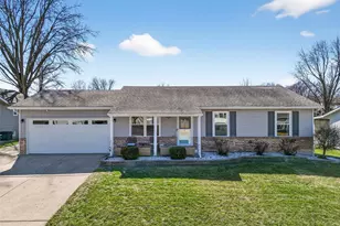 105 W Sunny Hill Blvd, Saint Peters, MO 63376 - Photo 1