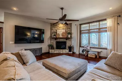 959 Cobblestone Court, Lebanon, MO 65536 - Photo 8