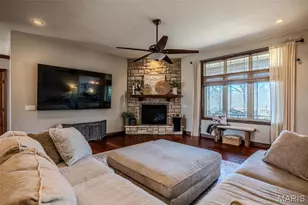 959 Cobblestone Ct, Lebanon, MO 65536 - Photo 8