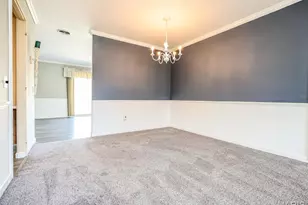 4839 Hursley Dr, Saint Louis, MO 63128 - Photo 8