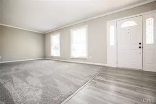 4839 Hursley Dr, Saint Louis, MO 63128 - Photo 4
