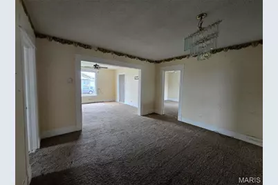 303 Greer Avenue, Sikeston, MO 63801 - Photo 4