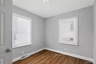 215 Ryan Ave, Saint Louis, MO 63135 - Photo 6