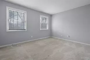 8985 S Swan Cir, Saint Louis, MO 63144 - Photo 18