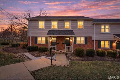 8985 S Swan Circle, Saint Louis, MO 63144 - Photo 1