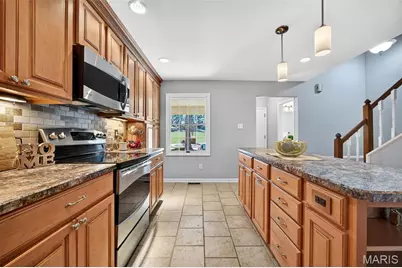 3034 Autumn Lakes Court, Maryland Heights, MO 63043 - Photo 6