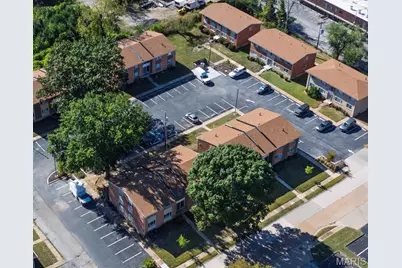 1 Bruce Drive, Florissant, MO 63031 - Photo 4